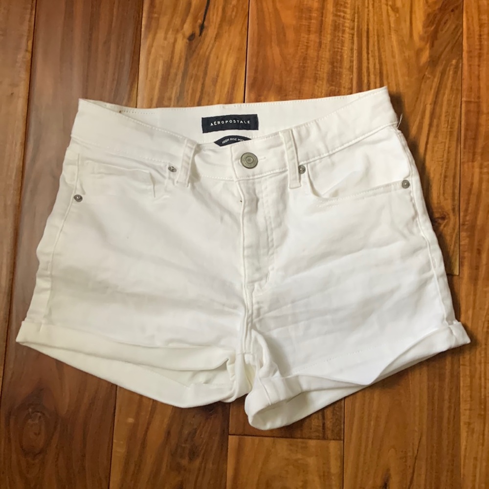 Aeropostale women’s girls ladies white jean denim shorts EUC size 6
